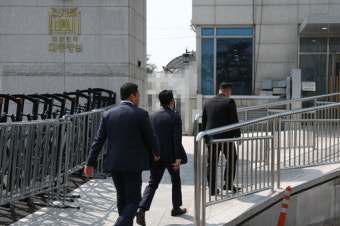 경찰, 대통령실·한남동 공관촌 압수수색… 
