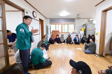 청송군, 산불 이재민 위해 마을 순회 복구·지원 방안 안내