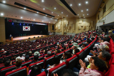 영주시, 지역 어르신들을 위한 효사랑 큰잔치 개최