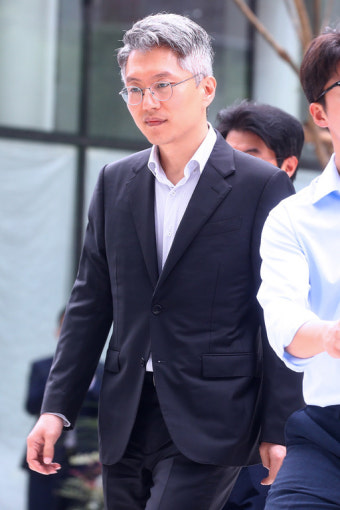 집사게이트 의혹 조명 위해 IMS모빌리티 조모 대표와 사모펀드 운용사 대표 동시 소환