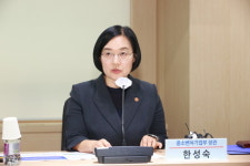 (주)한성세종푸드 서울지방노동위원회 | 한성숙 장관 "건전한 노사관계 정착, 정부가 적극 지원"