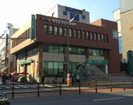 [은행 지점의 재구성] 하나50+ 컬처뱅크 은행에서 영화를?