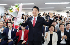 [특징주] 동양·천일고속, 고터 재개발 기대감에 동반 강세