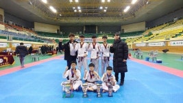 품새B팀 우승 연세영일국가대표태권도장 많은 연습 통해 숙련도 높이도록 지도
