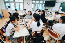 대구 학교 비정규직 파업, 사제 간 직접 만들어 먹는 이색 풍경…