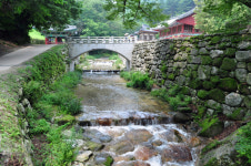 역사와 문화가 살아 숨 쉬는 관광도시 김천