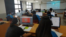 대구 상인중, 스마트기기 활용해 영어 원서 수업 진행