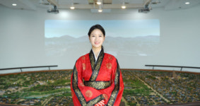 경주타워 신라천년 영상에 슈퍼모델 장원진이 뜬다