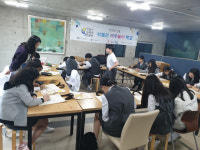 함께 떠나는 박물관 나들이(5)…알록 달록 화려한 자수의 향연 ‘박물관 수’