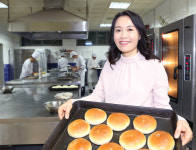 정인사회복지회 이무희 사무국장 대통령 표창