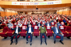 이철우 경북도지사, 김천에서 건설인들과 통합신공항 유치 소통