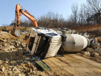 [단독]군위읍 대흥리 골프장 진입로 공사현장 위험천만