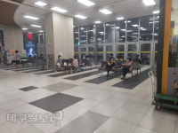 경로당 대신 반월당역‧동대구터미널, 어르신들 피서 놀이터