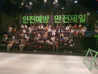 “숨소리, 표정 하나까지 생생하게 느껴졌어요”…연극 ‘소년이 그랬다’ 호평일색