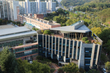 역동적인 대구 수성구립 용학도서관, 지역학‧동양학의 거점