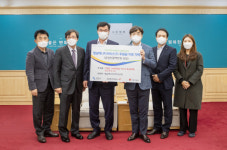 영남에너지서비스, 구미시에 외국인 노동자 의료비 지원 성금 기탁