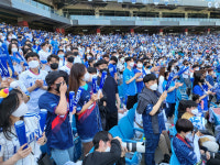 거리두기 해제 첫 주말…대구지역 야구장·시내·놀이공원 ‘북적’