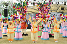 3년 만에 열린 경산자인단오제 대성황…파급효과 10억 원