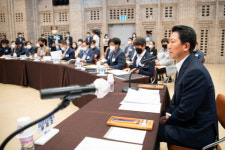 구미, 경제위기 극복위해 비상체제 돌입, 지난 22일 김장호 시장 공약한 비상경제대책 TF 출범