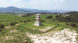 [10부 스토리로 만나는 경북의 문화재] (12) 경주 남산 창림사지 삼층석탑