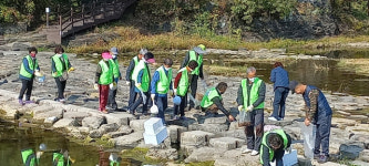 자연보호의성군지회, 남대천변 치어 방류 행사