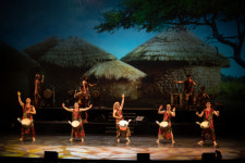 성년식 마친 소녀의 성장기…넌버벌 드럼·댄스 뮤지컬 ‘REBIRTH’ 달서아트센터