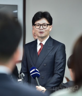 대구 찾은 한동훈, 보수 정치 품격 있어야…