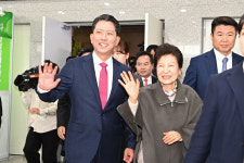 박근혜 전 대통령, 아버지에 대한 애틋함 표현…박정희 대통령 탄신 107돌에 참석