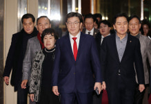 국민의힘 중진, 헌법재판소 사무처장 면담…