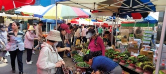 [르포] 쌉니다 싸요 가파른 물가 상승에 반야월 5일장 활기