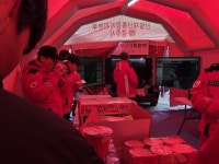 [속보] 경주 문무대왕면 입천 산불 바람타고 토함산 세계유산 위협