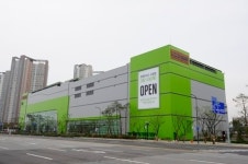 창고형 할인점 이마트 트레이더스 수원점 오픈