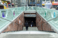 [포토] 종로3가역 8번 출구, 종로주얼리거리 상징 조형물로 새단장