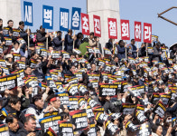 이마트, 대형마트 규제 완화 논의에···새벽배송 합류 기대↑