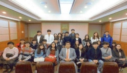동의대 학생들 부산법원종합청사 견학…재판 참관 및 판사와의 대화