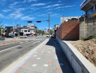 속초시, 청초호반로 보행자도로 확장 완료