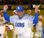 [와이드인터뷰] 75세 김응용의 도전 죽어가는 야구를 살리고 싶다.