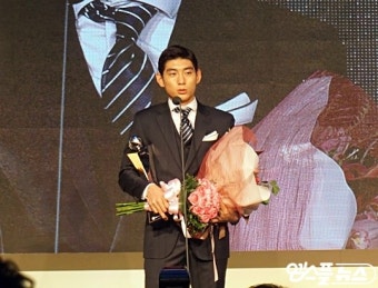 [KBO 어워즈] ‘전설의 탄생’ 이정후, 신인왕으로 역사적인 첫 발