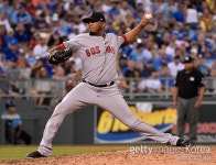 필라델피아, 좌완 불펜 아바드와 스플릿 계약