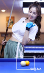 [줌 in 포토+] 7전8큐 당구여신 신수지...못하는 게 뭐니?