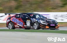 [넥센스피드레이싱6R] BK-원메이크 결승, 김재우 우승과 시즌 챔프 겹경사