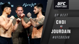 최두호, 2년 만의 UFC 복귀전서 2R TKO패