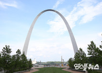 [M+현장] 빨간 깔맞춤 김광현의 부시스타디움도 온통 빨간색!