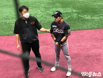 [배지헌의 브러시백] 이용규의 발언 후폭풍, 결국 로봇 심판이 답이다?
