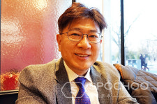 두 다리 잃으면 삶도 끝나나요? 휠체어 타고 유럽 횡단·개그맨·저자·아버지로 삽니다 [SPOCHOO 인터뷰]