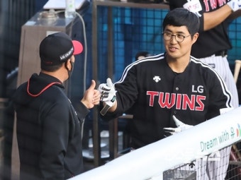 '허리 근육통' 채은성 휴식→유강남, 294일 만의 4번타자 출전 [춘추 현장]