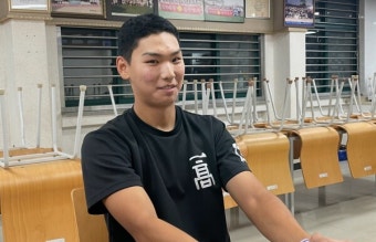 문동주+김도영 합한 투타겸업 유망주의 ML 직행...광주일고 김성준, 텍사스와 계약 [춘추 이슈]
