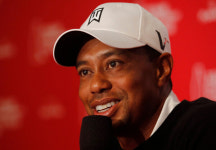 타이거 우즈, 선수 은퇴 우려 속....깜짝 TV 출연해 해설 역량 발휘