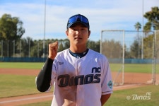 NC 포수 왕국 보인다! 김정호 3안타 맹타+신민우 6타석 연속 안타...신인 이희성까지 포수력 '풍성'