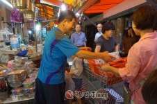 용산구, 용문시장 사랑의 장바구니 사업 진행